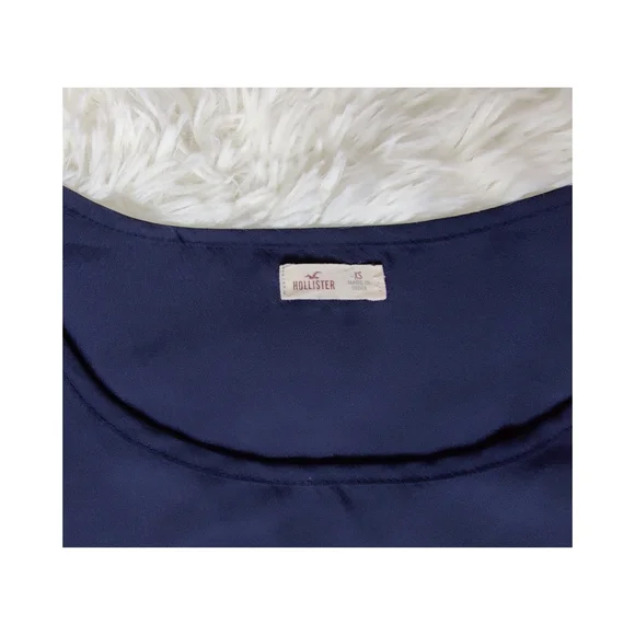 Hollister Sheer Lace Crop top ◇ - Picture 2 of 4